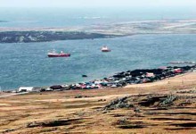 Reino Unido critica a Argentina por plan para confiscar activos de petroleras en Malvinas