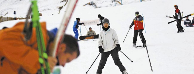 Centros de esquí de zona central esperan más de un metro de nieve