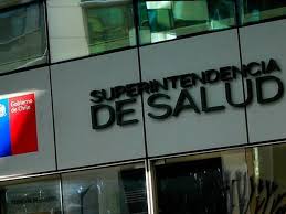Superintendencia de Salud ordena a isapres pagar traslado a otras regiones para atenderse