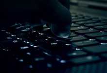 Ciberataques en Chile no sólo afectan a bancos: Por qué los hackers también apuntan a servicios industriales y de la salud