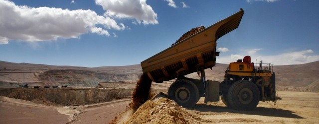 Doce grandes mineras cierran 2017 en rojo, pero industria logra ganancias por US$2.460 mills.