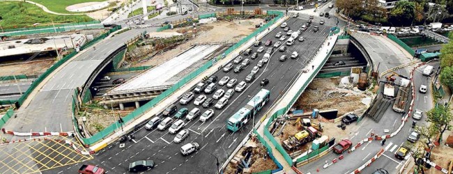 MOP llama a usar desvíos para evitar congestión en puente Pérez Zujovic