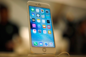Hoy llega a Chile el iPhone 6s: Revisa los precios del nuevo teléfono de Apple