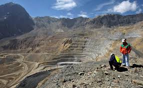 Antofagasta Minerals disminuye 11% sus costos de producción de cobre el tercer trimestre