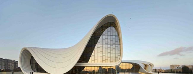 El roble blanco de EE UU viste el auditorio de un singular proyecto de Zaha Hadid en Azerbayán