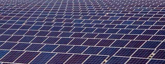 China supera a Alemania como el mayor generador mundial de energía solar