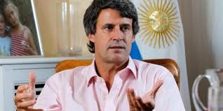 Argentina reconoce déficit de 7,1% del PIB y buscará equilibrio fiscal en cuatro años