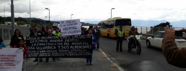 Organizaciones sociales marchan exigiendo construcción de hospital en Villarrica