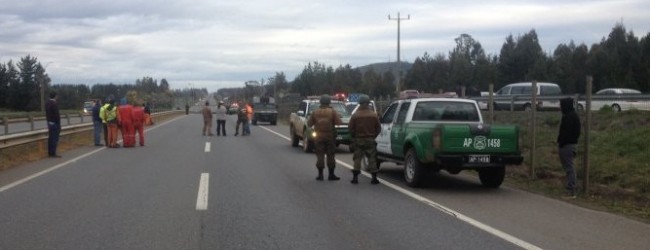 Vecinos se toman ruta que une Nueva Imperial y Carahue en rechazo a construcción de puente