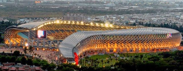 Sorprendente: Estadio solar con forma de dragón