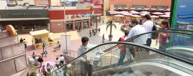 Parque Arauco concreta adquisición de centro comercial en Perú