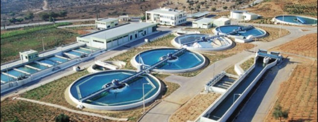 Mineras recortan su inversión en agua: al menos cinco proyectos de desalinización fueron paralizados en cuatro años