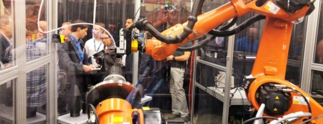 Nace el robot capaz de llevar la impresión 3D a la cadena de montaje