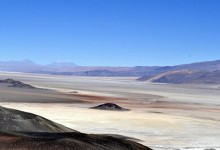 Albemarle firma acuerdo de exploración y adquisición del Salar de Antofalla en Argentina