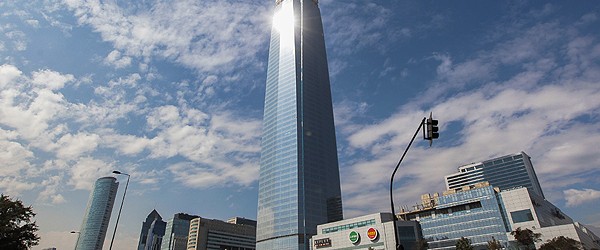 Torre Costanera elevaría vacancia de oficinas al 10% y su ocupación total tardaría hasta dos años