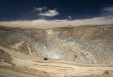 Las propuestas de Landerretche para que el Estado otorgue recursos a Codelco