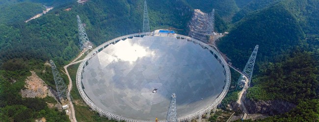 El mayor radiotelescopio del mundo empieza a funcionar en China