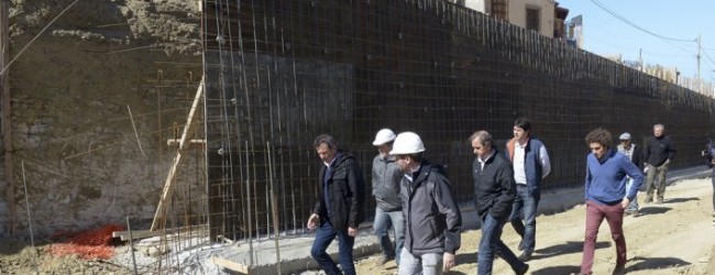 Avanza la construcción de un muro de contención en la calle Saavedra