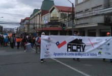 Comités de allegados de Valdivia protestan para exigir construcción de viviendas sociales