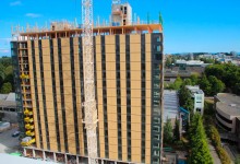 La construcción de la torre de la madera más alta del mundo