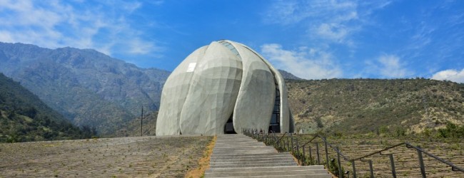 Religión bahaí inaugura primer templo de Sudamérica en Santiago