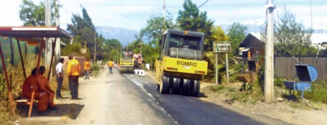 Gobierno amplía presupuesto para cumplir plan de caminos básicos