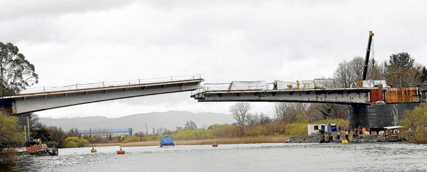 Cau Cau: fiscal cotejará en terreno testimonios con el diseño del puente