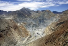 Confianza empresarial sube en enero impulsada por minería y comercio