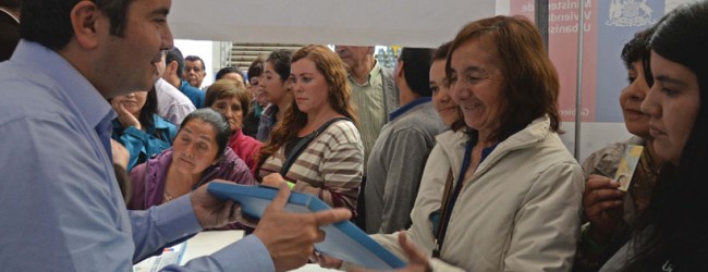 Entrega de subsidios habitacionales marcó cierre de Feria Sustentable en Osorno