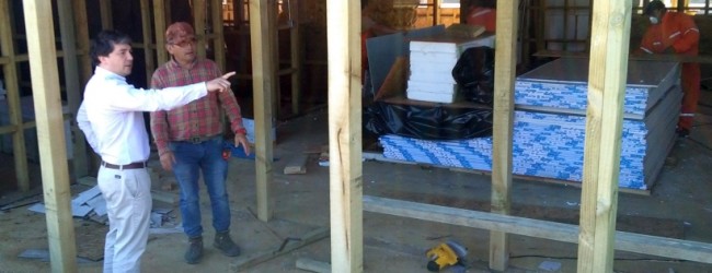 Un 60% de avance registra la construcción de escuela para el sector de Los Pellines en la costa valdiviana