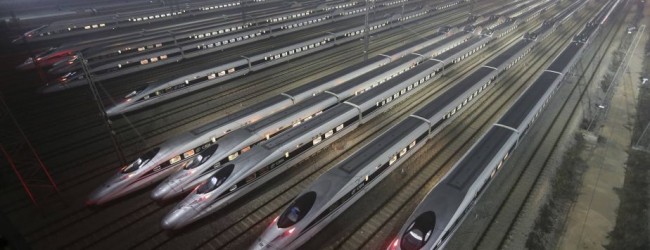 Trenes de alta velocidad de China avanzan rápido en innovación y aplicación de tecnologías