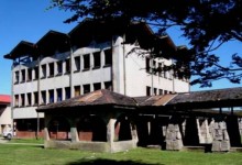 MOP realiza apertura técnica para construcción de edificio de servicios públicos en Puerto Aysén y alcalde Catalán lanza crítica al respecto