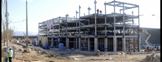 Construcción de centro comercial Paseo Balmaceda registra un 75% de avance