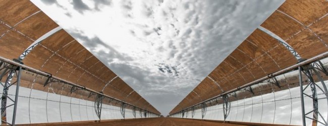 NOORo II completa la construcción de su campo solar con la instalación del último colector