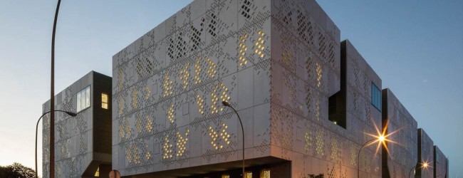 Construcción del Palacio de Justicia de Mecanoo se acerca a su fin en Córdoba