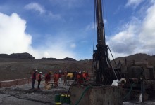 Autoridades y equipo especializado del Gobierno realizan visita técnica a Delia 2 e intensifican labores de búsqueda de mineros atrapados