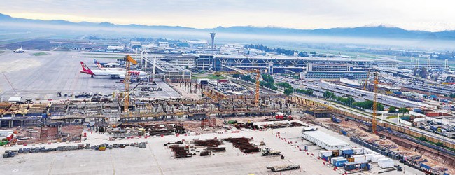 Aeropuerto Arturo Merino Benítez lleva un 10% de avance en obras