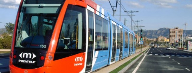Lavín y De la Maza confirman tranvía por avenida Las Condes pese a construcción de Línea 7 del metro