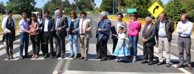 Asfaltado y mejoramiento vial del segundo tramo de la Ruta Río Bueno-Cayurruca fue inaugurado