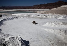 SQM entregaría 25% del litio producido a industria nacional si llega a acuerdo con Corfo