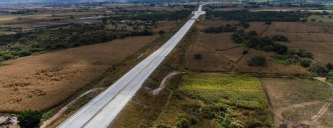 Avanza construcción de cinco carreteras de alto impacto en el centro de México