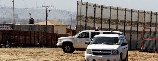 Jefe de gabinete de Trump: «México no pagará por la construcción del muro fronterizo»