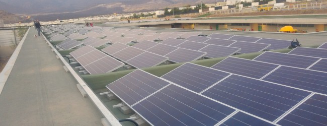 Paneles solares en colegios y universidades / Beneficios para la educación