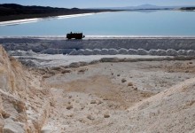 Canadiense Chile Lithium planea explotar mineral del salar de Atacama