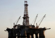 Petróleo se encamina a anotar mayor alza semanal en un mes ante inminentes sanciones a Irán