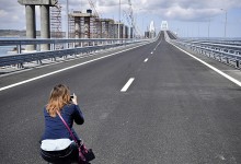 Se concreta la anexión: Putin inaugura puente que une a Crimea con Rusia continental