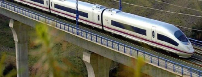 Transportes califica de «gran interés» tren rápido Santiago-Valparaíso y acelera análisis