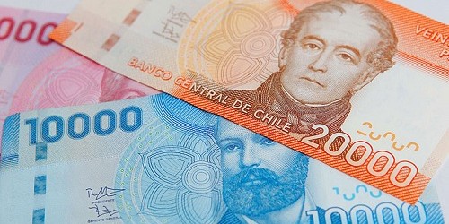 Chilenos en promedio percibieron un ingreso laboral medio de $554.493 en 2017