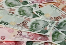 La lira turca continúa su descenso y el dólar cierra en Chile en los $661