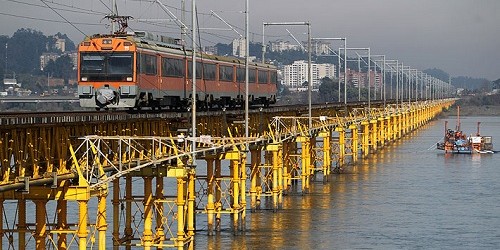 Reemplazar el puente ferroviario del Biobío costará US$90 millones más de lo previsto